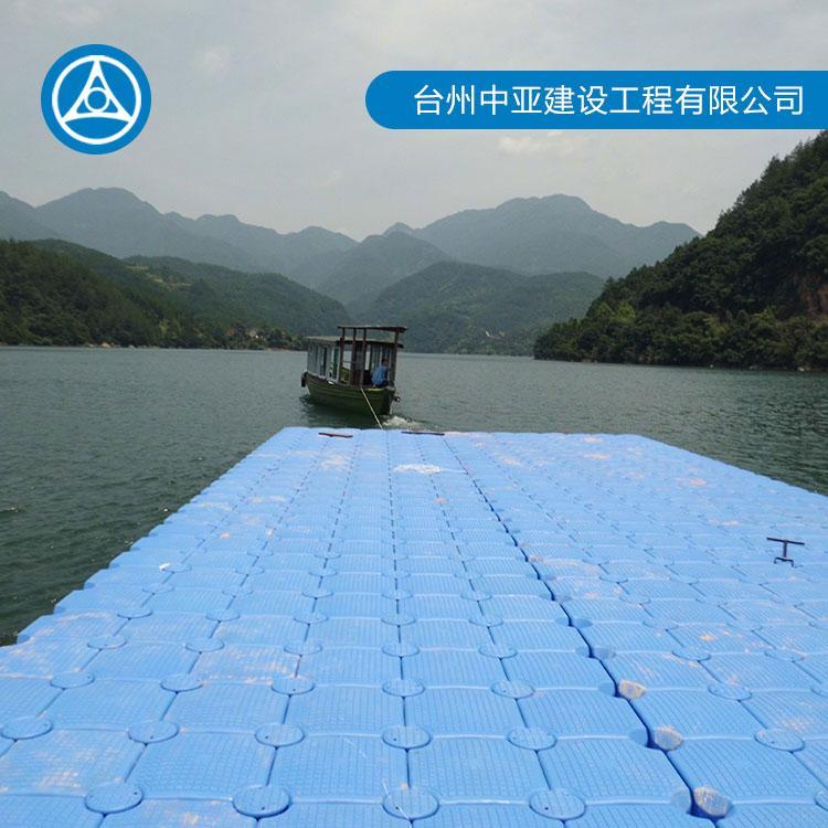 水上工程浮筒生产商 水上游泳池休闲 浮筒式游泳池生产商