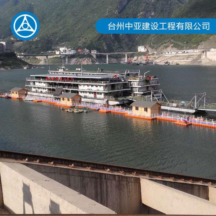 塑料浮筒水上平台 水上游泳池现货 浮筒泳池生产商