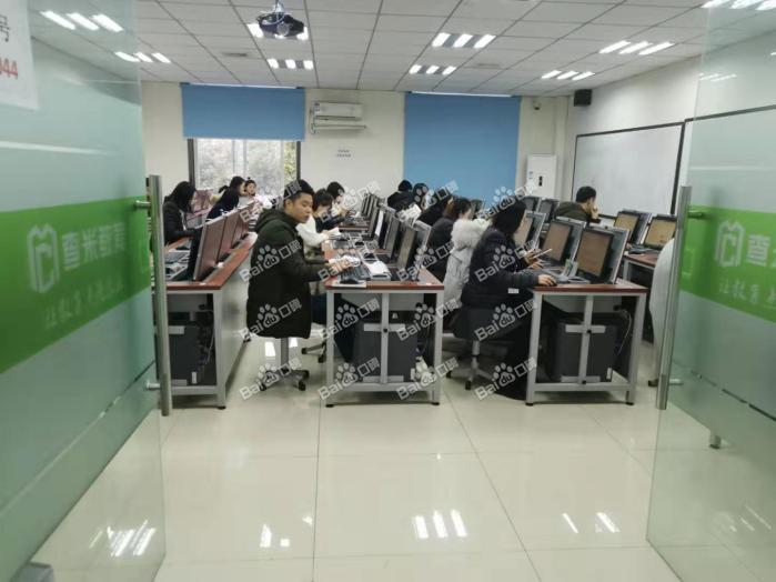 提升学历：到助学点和到高校报名的区别