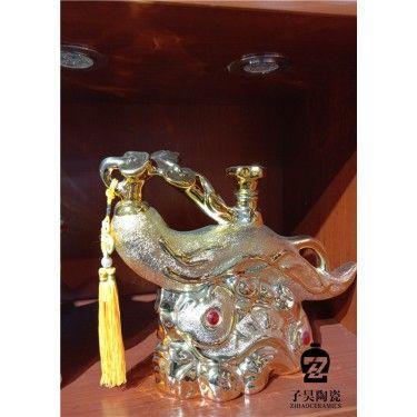 陶瓷酒瓶礼品 景德镇酒瓶定做 陶瓷白酒瓶定做