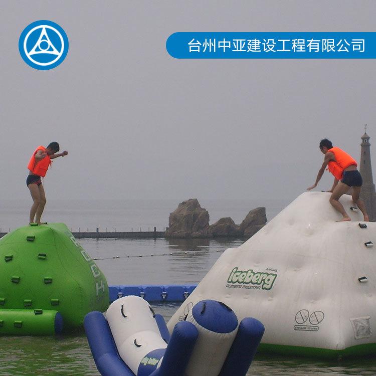 水上乐园平台浮筒 中亚水上工程现货 烟台浮筒