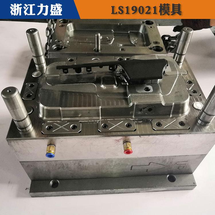 汽车覆盖件模具加工 白城模具加工 力盛气辅模具供应