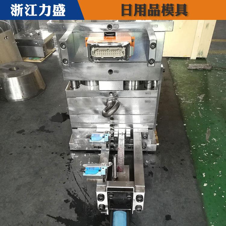 垃圾桶模具代加工 陇南模具代加工 力盛日用品模具供应