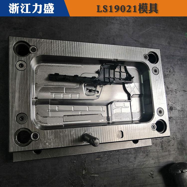 汽车覆盖件模具制造 力盛精密注塑模具 伊春模具制造