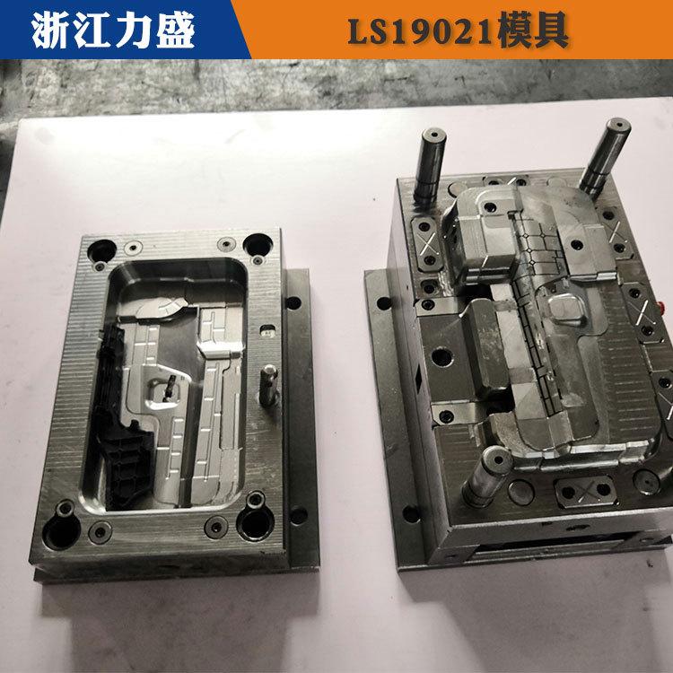 汽车立柱模具制造 滨州模具制造 力盛气辅模具供应
