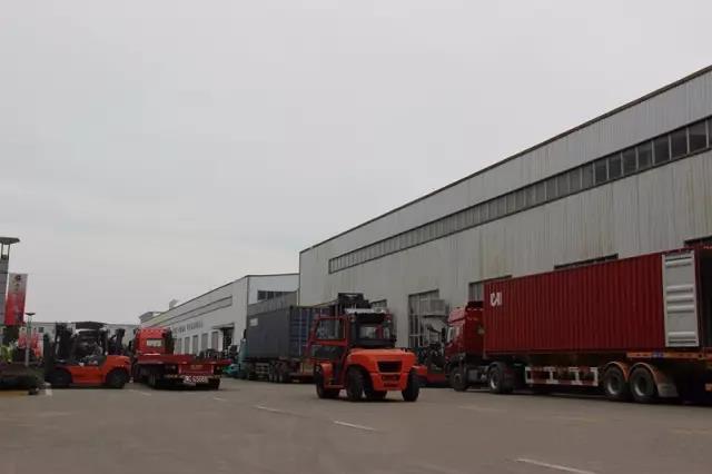 吉鑫祥内燃叉车批发 至力机械现货 三门叉车
