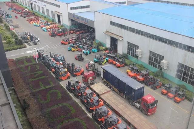 至力机械报价 吉鑫祥内燃叉车 玉环叉车