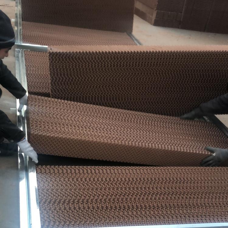 山东多面体定制15公分铝合金水帘 车间厂房 养猪场专用降温水帘湿帘