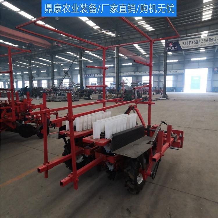 鼎康定制批发甘蓝甜叶菊辣椒移栽机 多功能一体化农业移栽机械