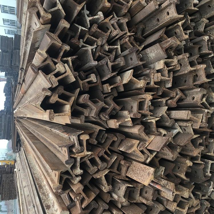 供应旧钢轨铁轨再用轨轻轨质量保证