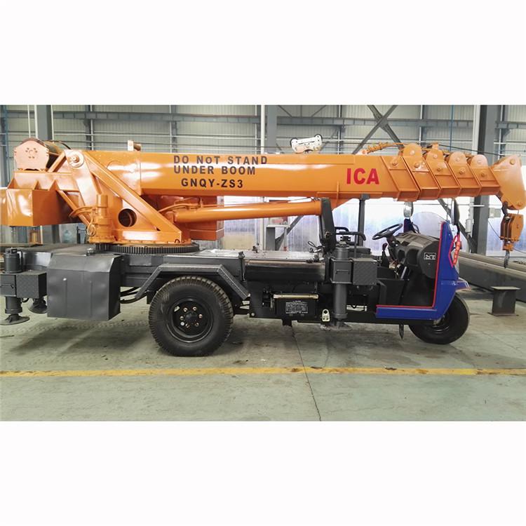 建筑作业三轮吊 安装小型吊机 五征底盘三轮吊车