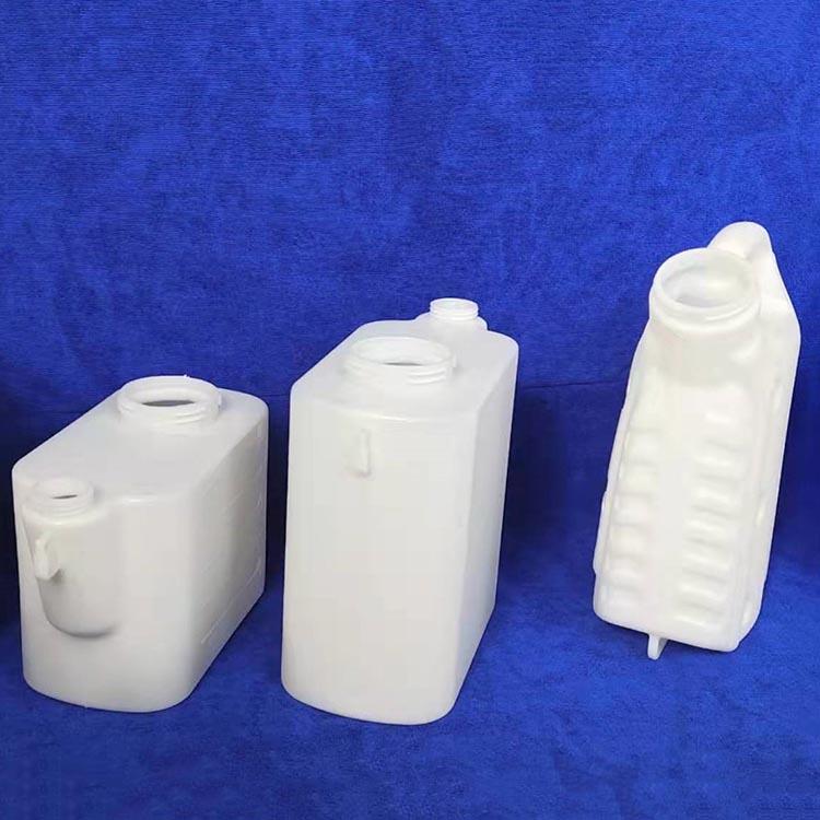 专业批发油桶 塑料油箱 厂家订做批发