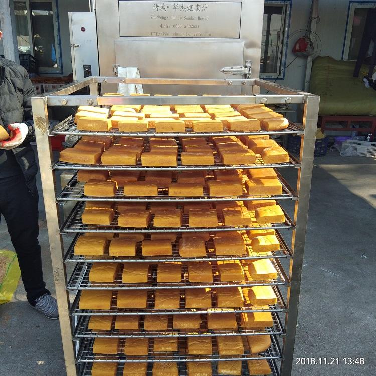 华杰销售烟熏豆腐干机器   100型烟熏豆腐干机子    熏豆腐干机
