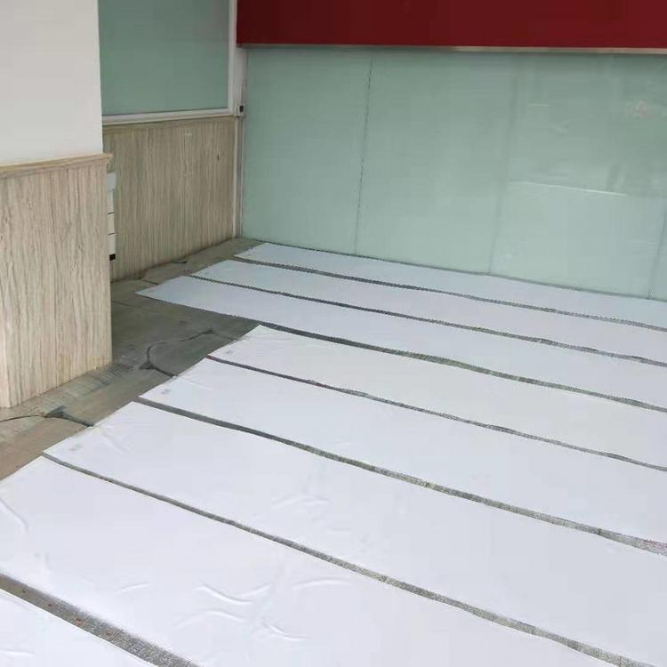 石墨烯电地暖 全国工程上门安装  价格一步到位