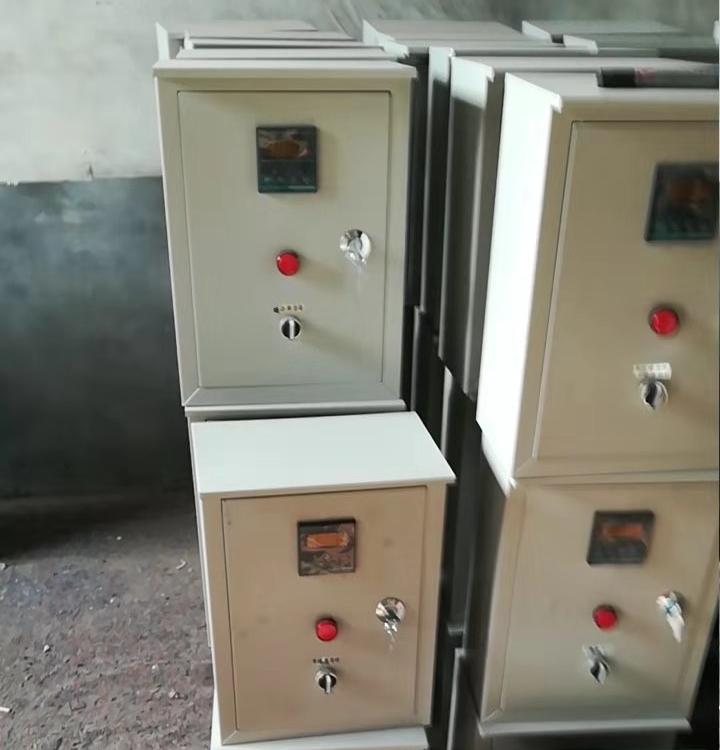 厂家供应 养猪传送带控制箱 养鸡定时清粪控制箱  氨气控制箱  风机水帘控制箱