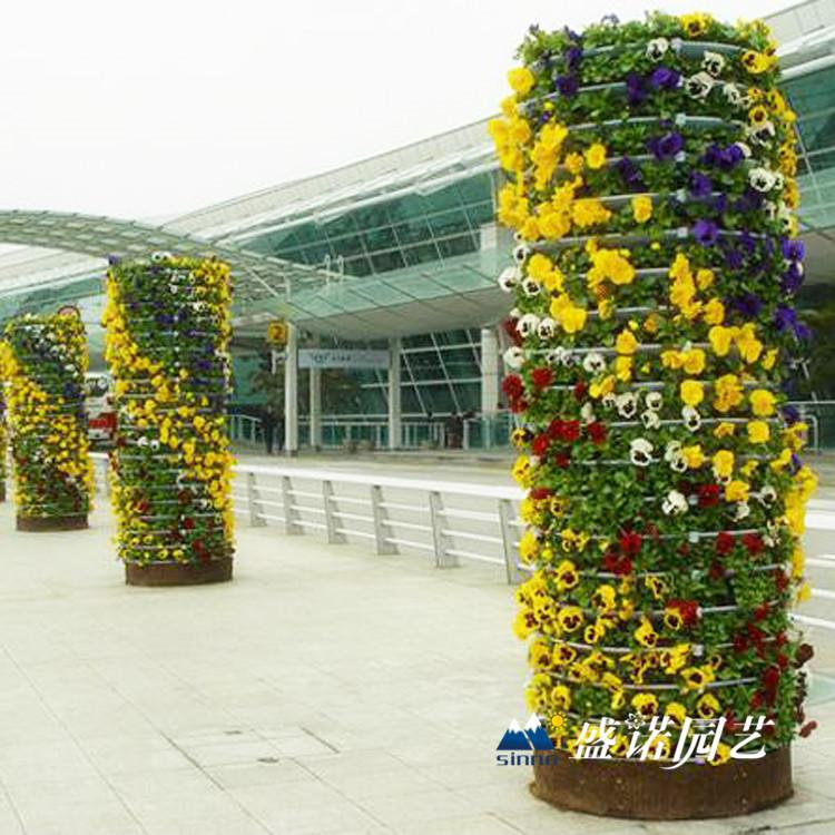 节日 庆典 国庆节 铁艺花柱花球 黑色花球 真花花球  铁艺花拱 心形拱门 铁艺花瓶  制作厂家