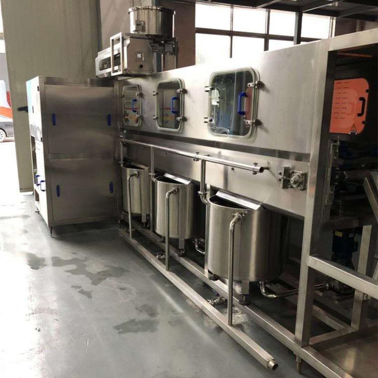 纯净水大桶灌装机 300-900桶大桶水灌装机械设备 桶装山泉水灌装生产线
