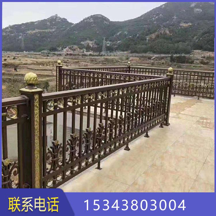 U形道路护栏 锌钢喷塑市政护栏 市政隔离护栏定制就选禾迈质量上乘