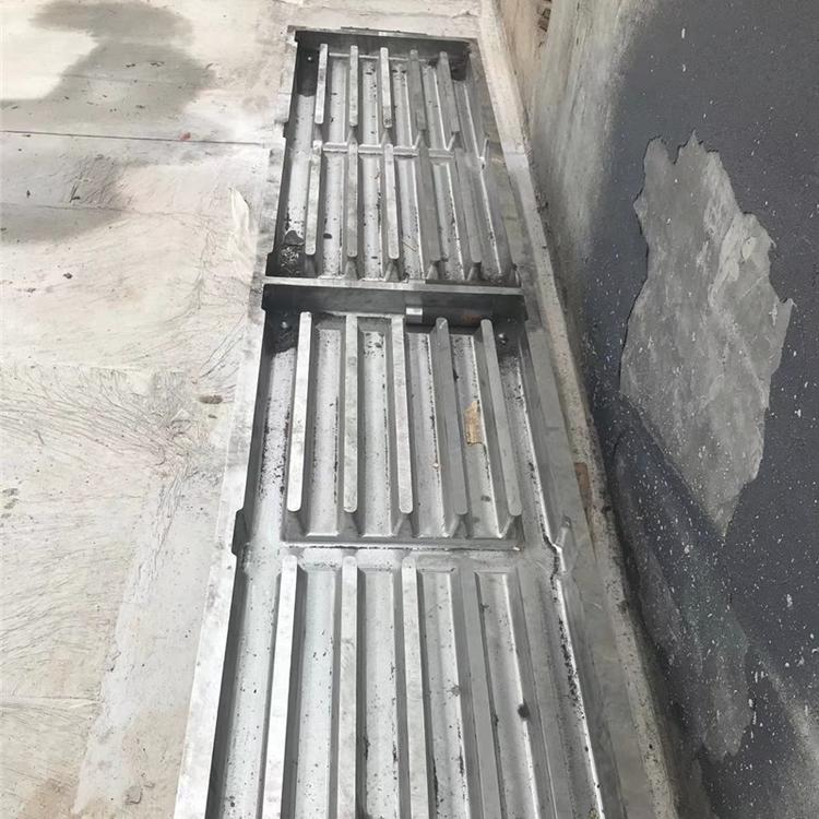 现货发售漏粪板 青州水泥漏粪板 新型漏粪板定制