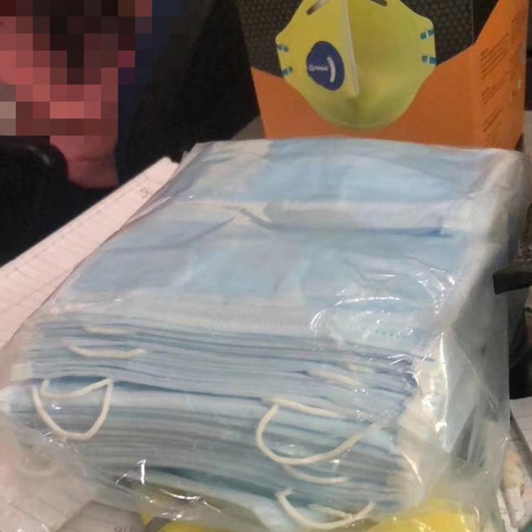 预定防护口罩 一次性口罩 罩男女 生产无纺布口罩 预定发货罩三层
