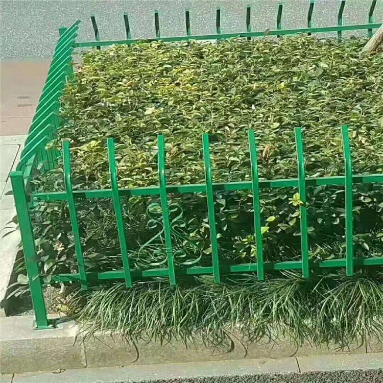 厂家现货草坪绿化护栏 小区花园花坛隔离栅栏 U型折弯焊接钢制围栏