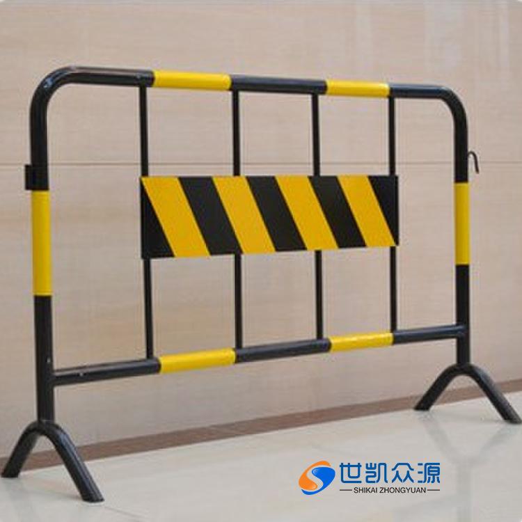 铁马护栏道路交通施工临时隔离栏工地红白移动黑黄警示安全围栏