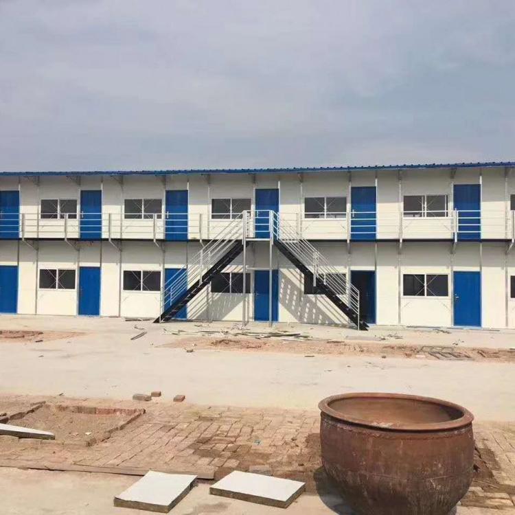 项目建设用活动板房 工人住宿临时房 集装箱房活动房 举报 本产品采购属于商业贸易行为