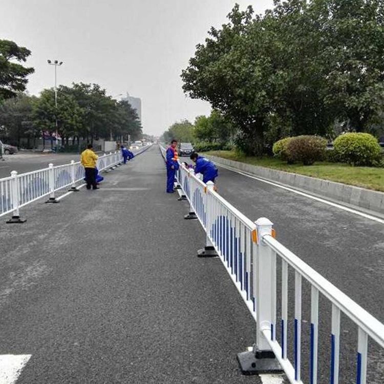 道路中间护栏-城市道路护栏厂家-临时道路护栏-道路京式护栏