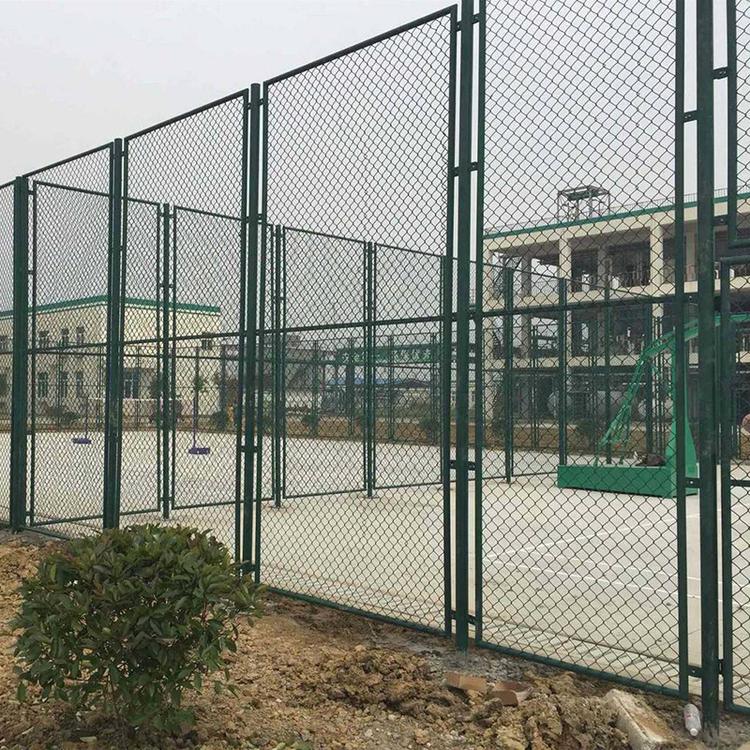 云南昆明  足球场 田径场跑道防护围网 质量保障 信誉厂家