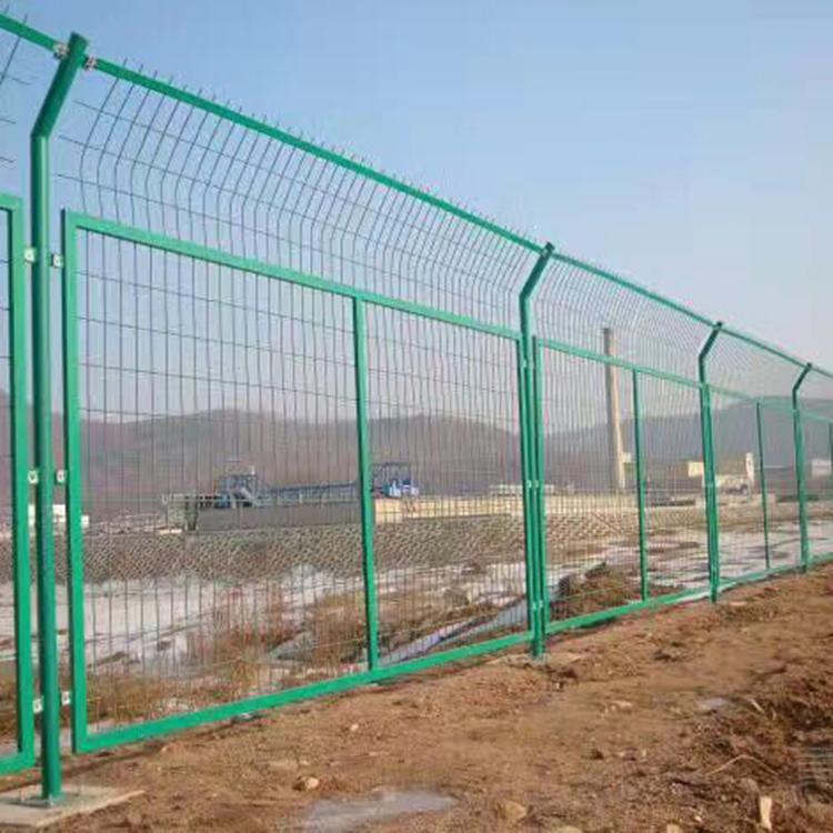 云南直供框架隔离防护栏 厂区安全护栏 公路防护栏支持定制
