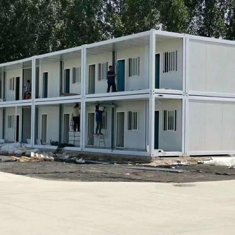 厂家直销定制安装住人集装箱房