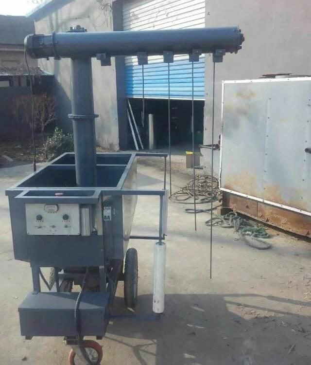 【山东多面体】供应自动行走上料车 笼养电动喂料机