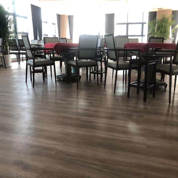 成都石塑地板斯亚格地板厂家批发PVC锁扣地板石塑地板价格