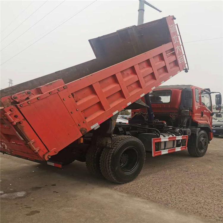 长期出售平板自卸工程自卸车 大运4.5米单桥自卸车 司机一手车