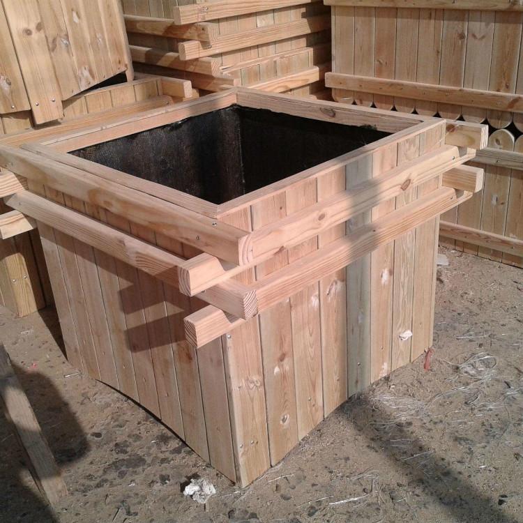 成都花箱厂家_成都防腐木花箱定做