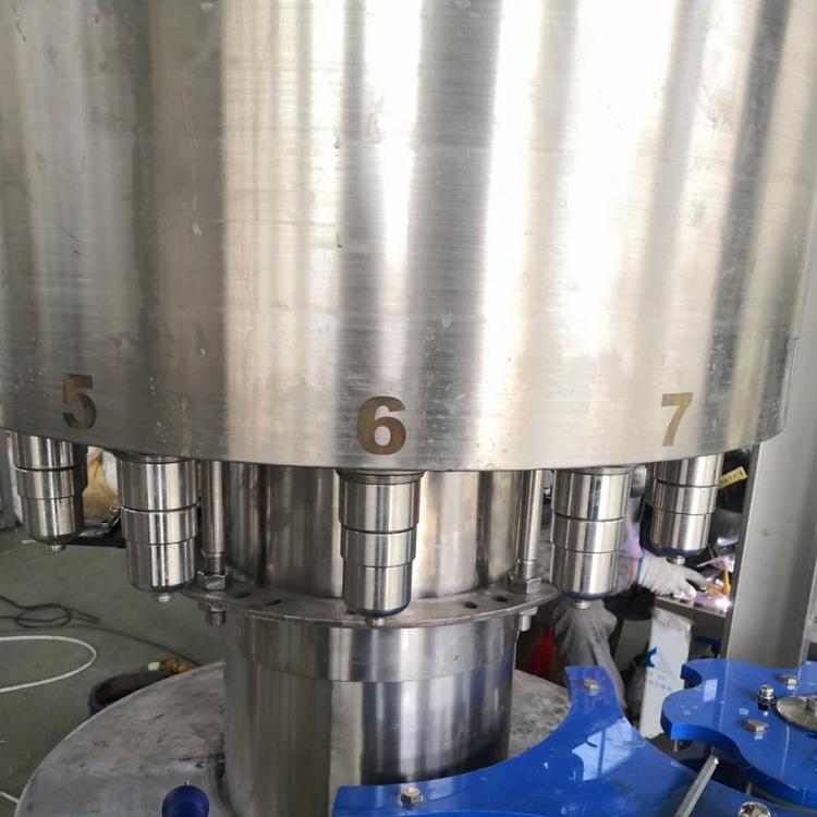 白酒灌装机厂家 白酒灌装机定制 青州市白酒灌装机