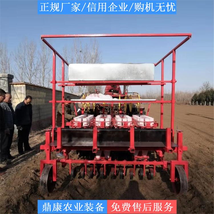青州移栽机定制 电询优惠蔬菜移栽机 移栽机定制