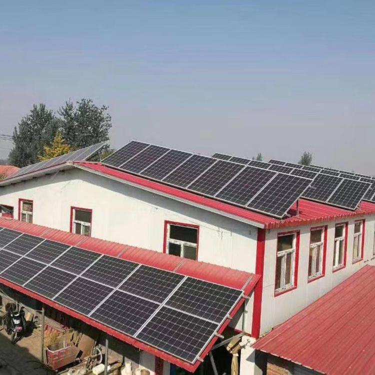 二手太阳能板回收  工程多余组件回收  旧光伏板回收韦恩光伏科技走向全球