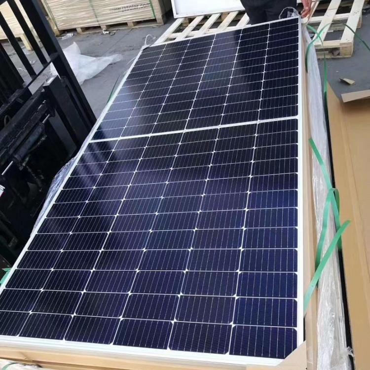 天合光伏板回收 旧太阳能板回收价格 拆卸组件回收认准韦恩光伏科技