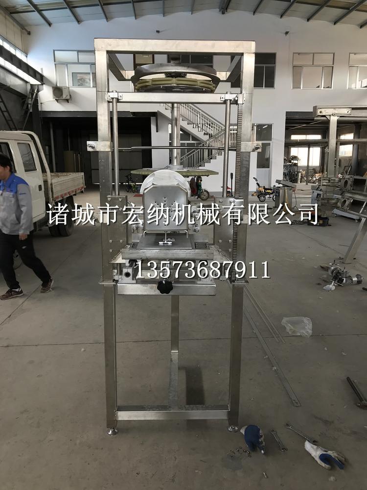 山东自动切鸡尾机器 鸡去尾机厂家