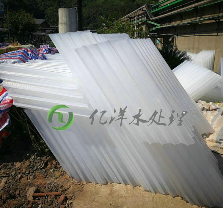 蜂窝斜管产品厂家定制 亿洋蜂窝斜管价格 沉淀池填料安装