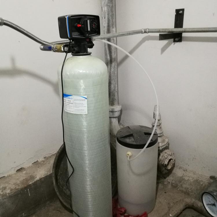西安小型民用软化水控制阀-富莱克5600全自动软水器
