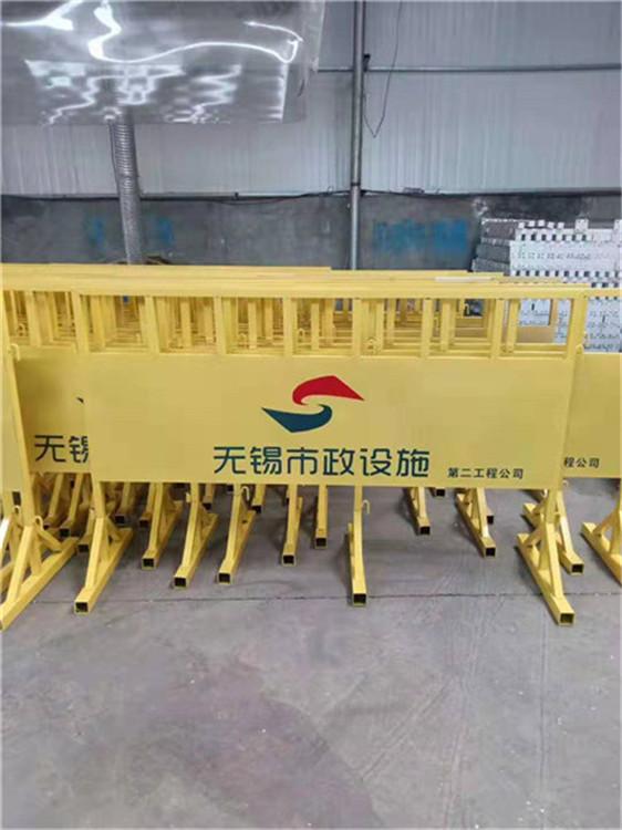 现货供应基坑护栏 临边防护基坑护栏厂家直销 道路施工防护栏