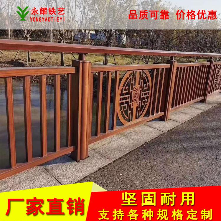 供应阳台护栏 欧式隔离阳台护栏 厂家直销铁艺楼梯扶手 别墅小区镀锌