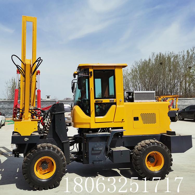 公路护栏液压打桩机 打桩拔桩一体机 自动挡装载式护栏打桩机 久胜机械