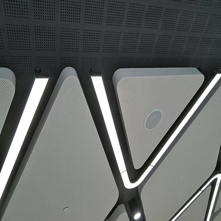 高质量批发反光灯槽灯带槽异形灯槽LED灯槽使用寿命长 LED灯槽厂家