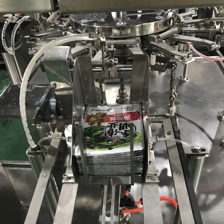 火锅底料给袋式真空包装机 火锅底料包装效果好山东赛扬科技