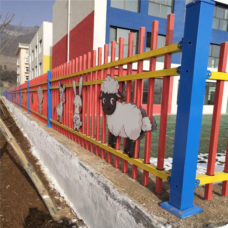 围墙金属栏杆_批发小区锌钢护栏_锌钢围墙栏杆_订制小区别墅锌钢护栏