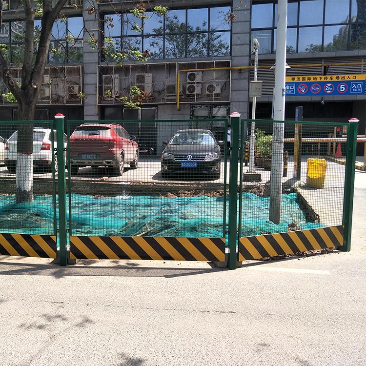 渭南基坑围栏绿色道路施工临时防护栏丝网围挡工地基坑围挡厂家直销