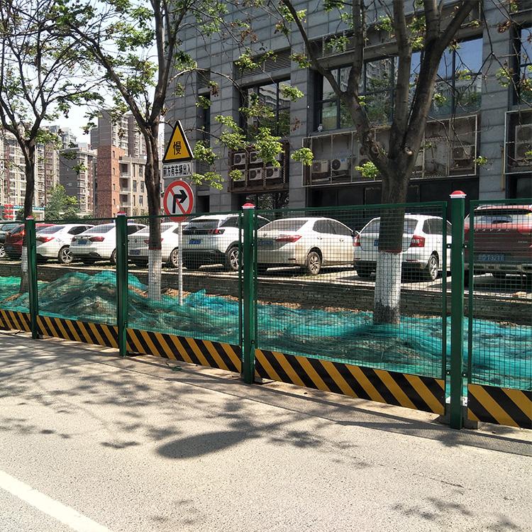 甘肃基坑护栏绿色丝网围挡工地施工临时隔离护栏网基坑围网厂家直销